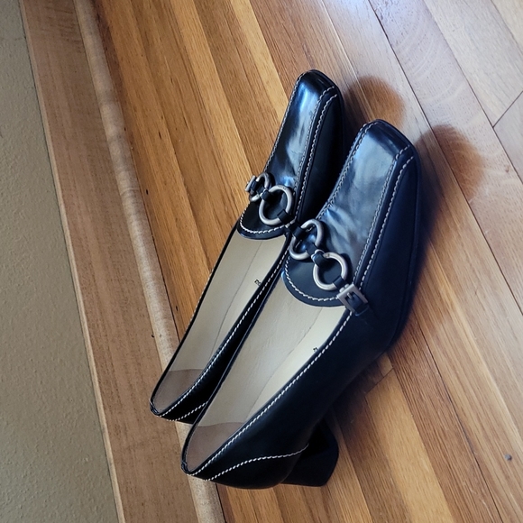 Prada low heel - Picture 3 of 8